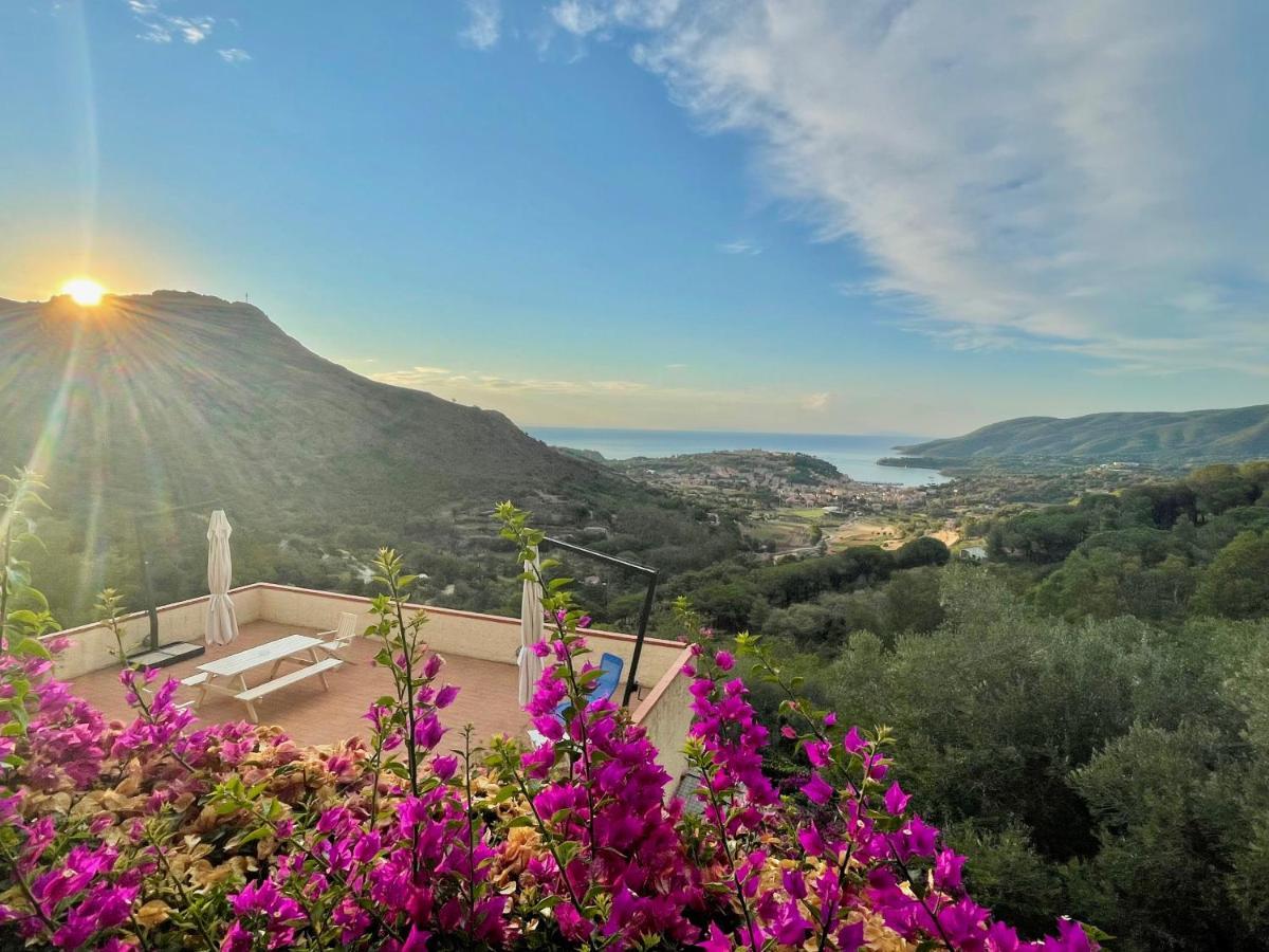Apartmán Aria Di Collina - Isola D'Elba Porto Azzurro Exteriér fotografie